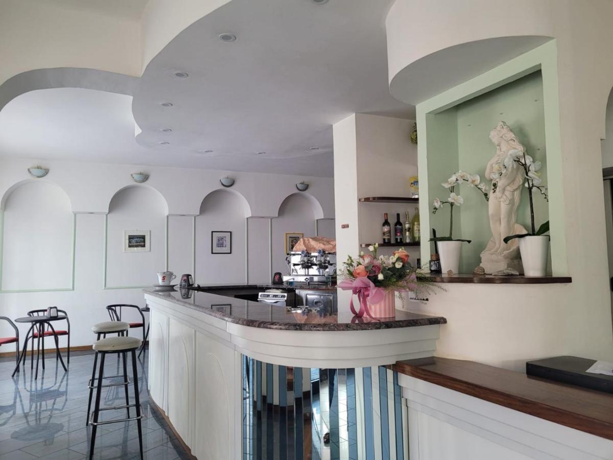 Hotel Villa Elisa Rimini Luaran gambar