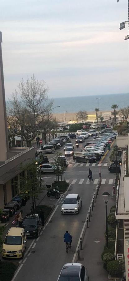 Hotel Villa Elisa Rimini Luaran gambar