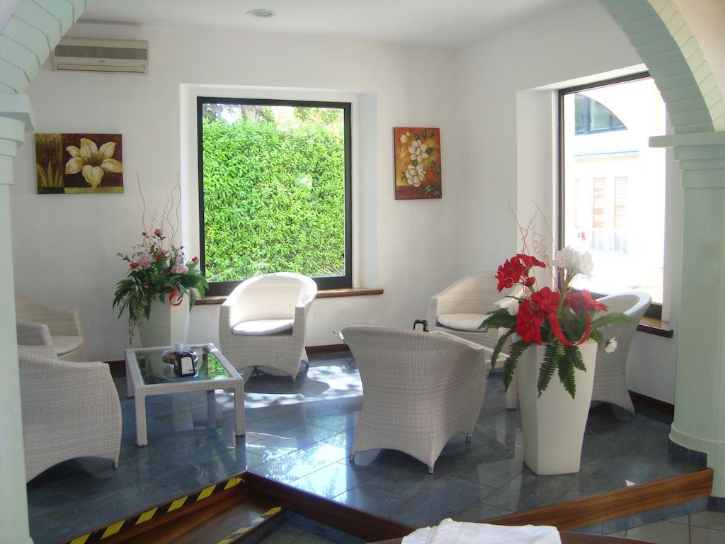 Hotel Villa Elisa Rimini Luaran gambar