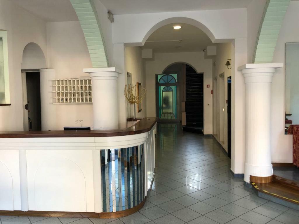 Hotel Villa Elisa Rimini Luaran gambar